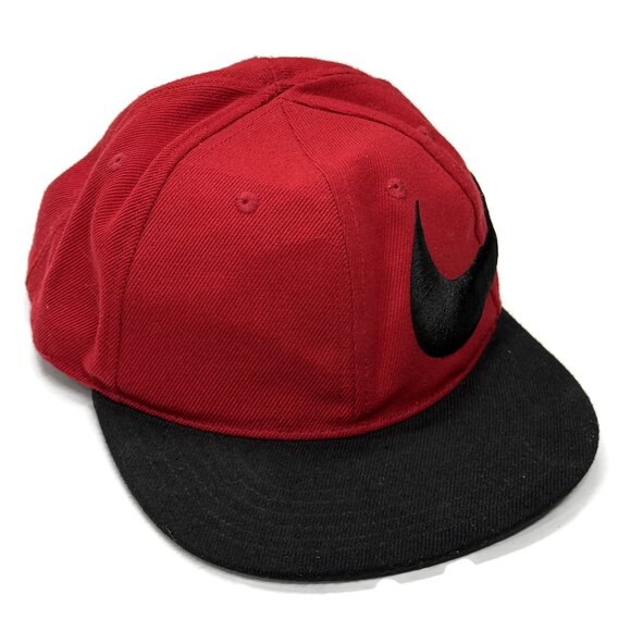 Nike Snapback Hat Cap Big Swoosh Logo Red‎ Black Youth 4-7 Boys Adjustable - Picture 3 of 12